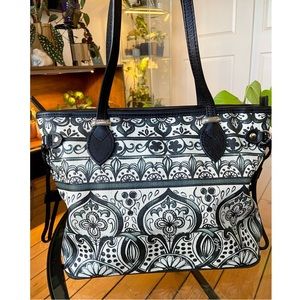 NEW WITH TAGS Black and White Brighton Casablanca Amara Tote Bag Purse H54523